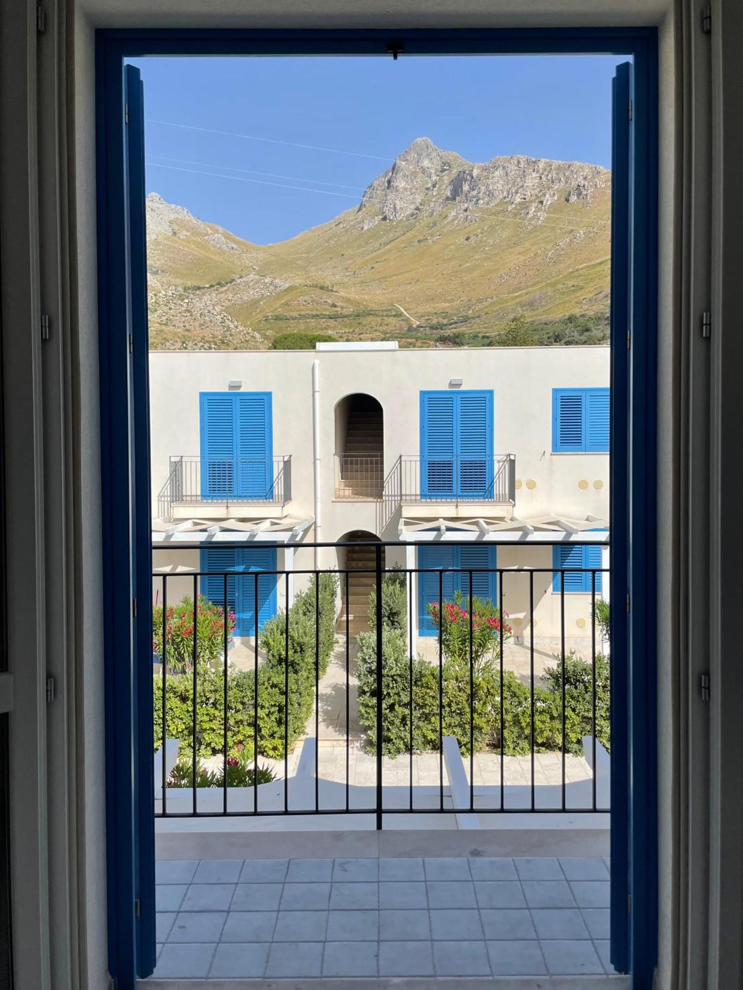 Cala Azzurra Macari Bed And Breakfast And Holidays House Exterior photo