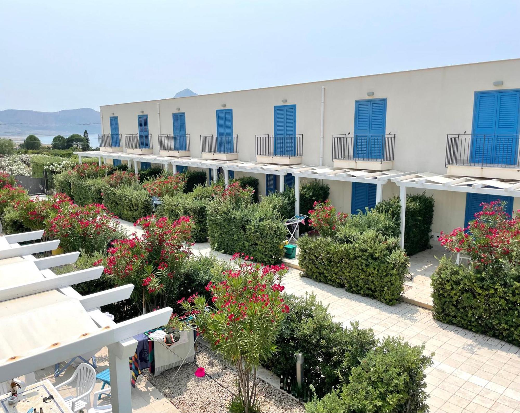 Cala Azzurra Macari Bed And Breakfast And Holidays House Exterior photo