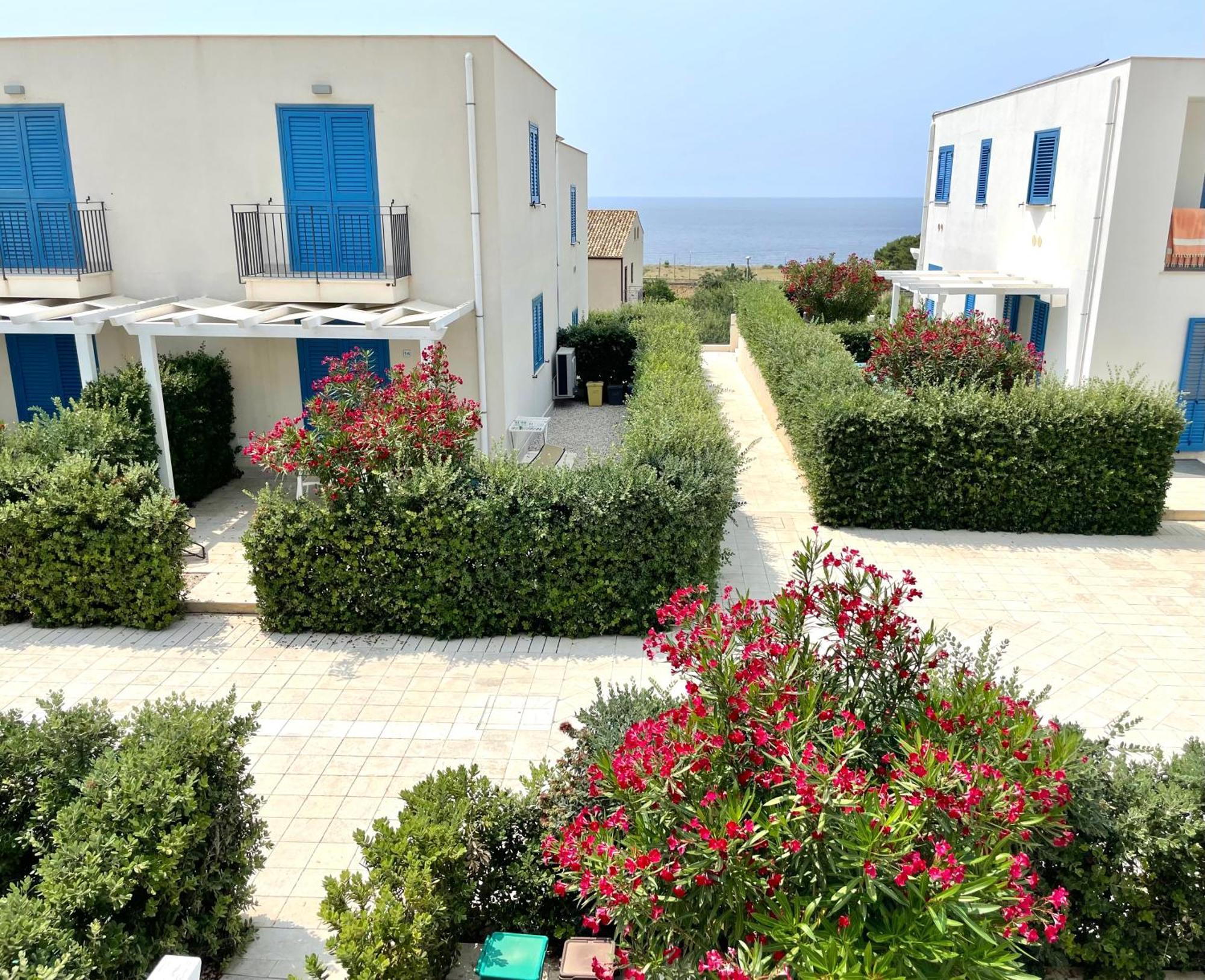Cala Azzurra Macari Bed And Breakfast And Holidays House Exterior photo